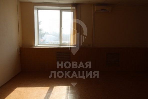 
  Сдается офис, 200 м², Заводская 1-я ул, д. 19
. Фото 4.