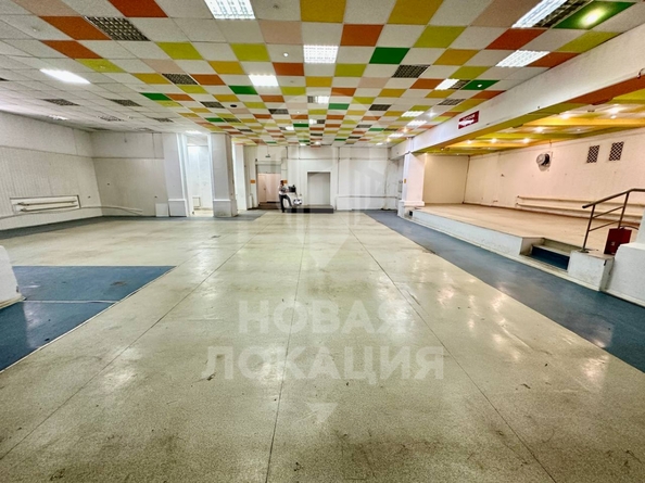 
  Сдается торговая площадь, 424 м², Богдана Хмельницкого ул, д. 214
. Фото 4.