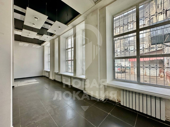 
  Сдается торговая площадь, 424 м², Богдана Хмельницкого ул, д. 214
. Фото 19.