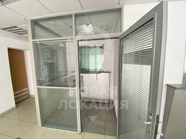 
  Сдается универсальное помещение, 200 м², Карла Маркса пр-кт, д. 17
. Фото 9.
