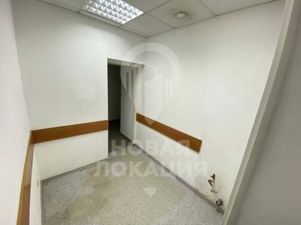 
  Сдается универсальное помещение, 200 м², Карла Маркса пр-кт, д. 17
. Фото 19.