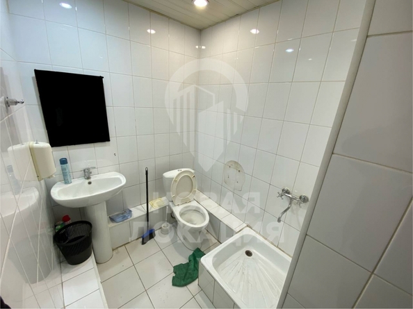 
  Сдается универсальное помещение, 200 м², Карла Маркса пр-кт, д. 17
. Фото 20.