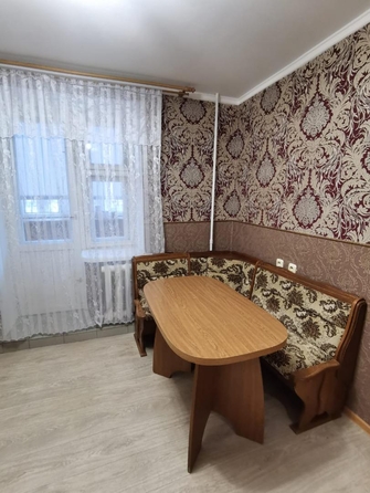 
  Сдается 2-комн. квартира, 62.5 м², Поселковая 4-я ул
. Фото 4.