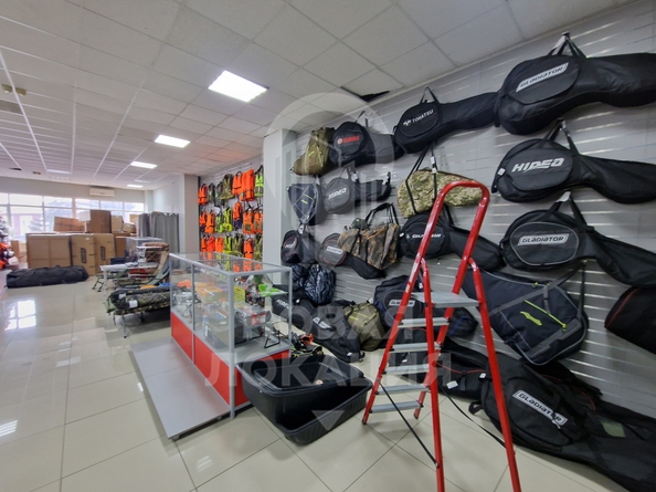 
  Сдается офис, 540 м², Октябрьская ул, д. 127
. Фото 11.