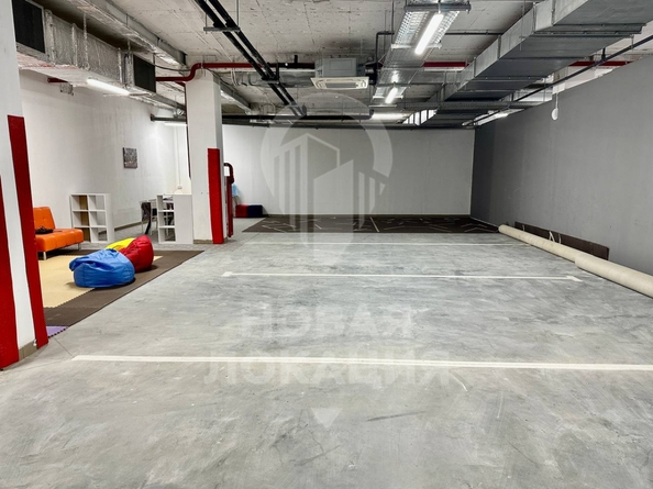 
  Сдается торговая площадь, 100 м², Челюскинцев 4-я ул, д. 66к1
. Фото 6.