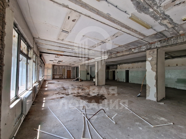 
  Сдается торговая площадь, 600 м², 22 Апреля ул, д. 56
. Фото 8.