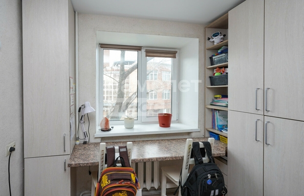 
  Продается 2-комн. квартира, 42 м², Молодогвардейская ул, д. 11
. Фото 4.