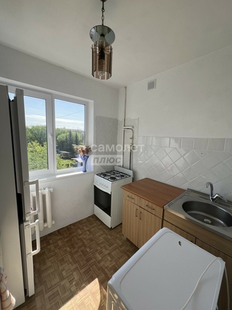 
  Продается 2-комн. квартира, 48 м², Березовая ул, д. 4
. Фото 3.