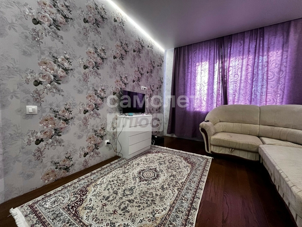 
  Продается 1-комн. квартира, 41 м², Комарова пр-кт, д. 11/4
. Фото 2.