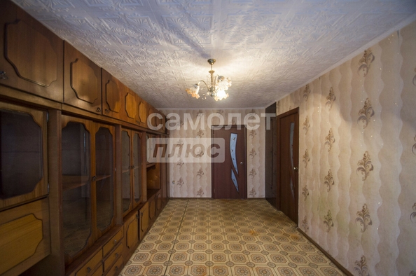 
  Продается 3-комн. квартира, 63.4 м², Северная 27-я ул, д. 3
. Фото 2.