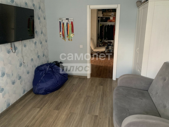 
  Продается 2-комн. квартира, 61 м², Кузьмина б-р, д. 21
. Фото 4.