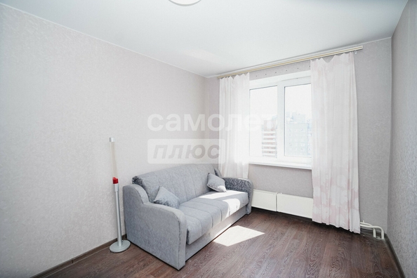 
  Продается 3-комн. квартира, 70.5 м², Рокоссовского ул, д. 18
. Фото 5.