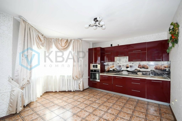 
  Продается 3-комн. квартира, 99.8 м², Багратиона ул, д. 94
. Фото 5.