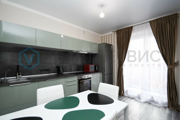 
  Продается 1-комн. квартира, 39 м², Комарова пр-кт, д. 16
. Фото 5.