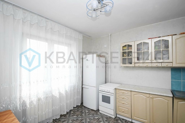 
  Продается 1-комн. квартира, 37.1 м², Заозерная ул, д. 40
. Фото 5.