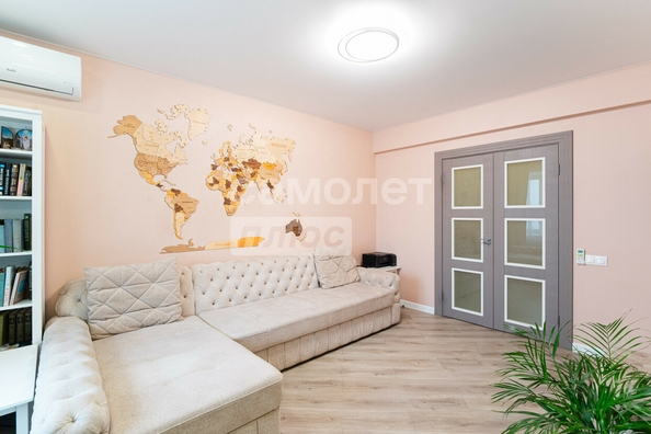 
  Продается 3-комн. квартира, 68.5 м², Транссибирская ул, д. 1
. Фото 2.