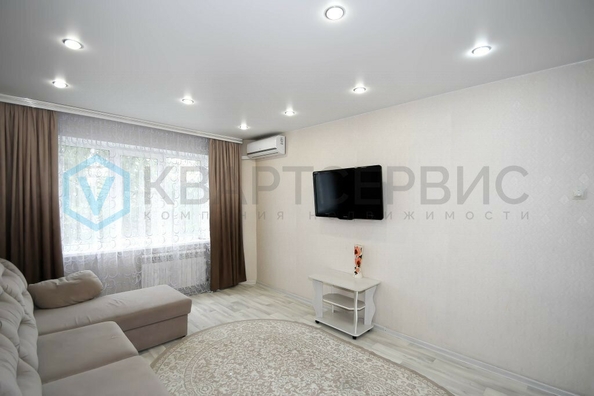 
  Продается 3-комн. квартира, 62.9 м², Омская ул, д. 158
. Фото 4.