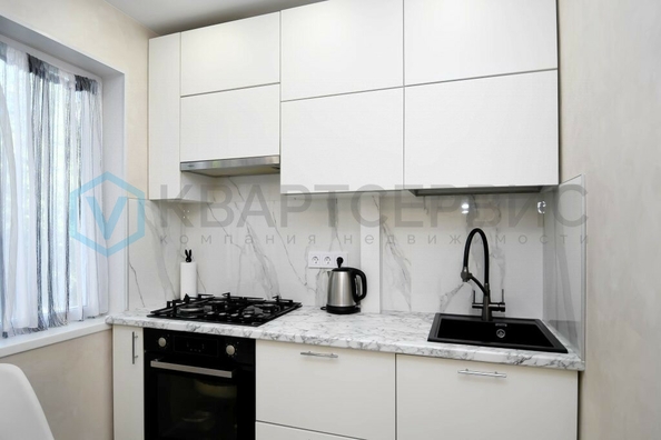 
  Продается 3-комн. квартира, 55 м², Амурская 20-я ул, д. 2
. Фото 2.