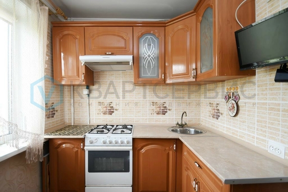 
  Продается 4-комн. квартира, 75.9 м², Рождественского ул, д. 11
. Фото 5.