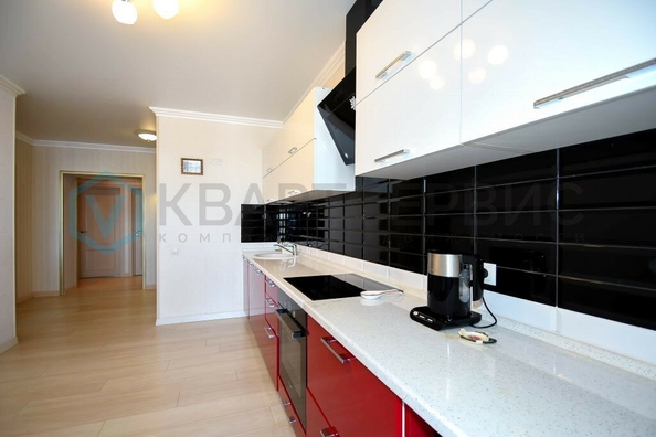 
  Продается 3-комн. квартира, 74 м², 5-й армии, д. 14
. Фото 4.