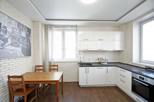 
  Продается 2-комн. квартира, 63.1 м², ЖК Изумрудный берег, дом 1.1
. Фото 4.