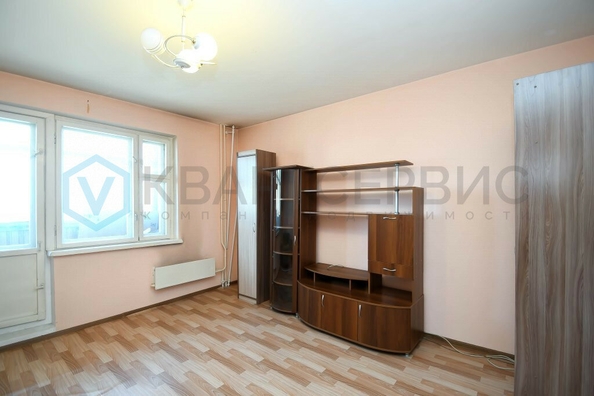 
  Продается 1-комн. квартира, 41.5 м², Кирова ул, д. 12
. Фото 2.