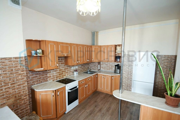 
  Продается 3-комн. квартира, 96 м², Линия 9-я ул, д. 193
. Фото 3.