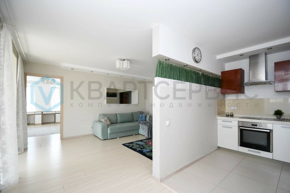 
  Продается 4-комн. квартира, 94.7 м², Арнольда Нейбута ул, д. 14
. Фото 1.