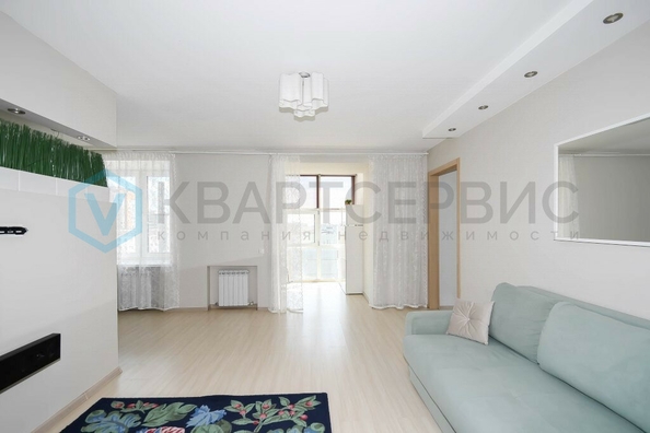
  Продается 4-комн. квартира, 94.7 м², Арнольда Нейбута ул, д. 14
. Фото 4.