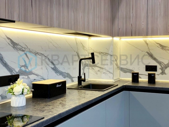 
  Продается 2-комн. квартира, 77 м², Октябрьская ул, д. 87
. Фото 1.