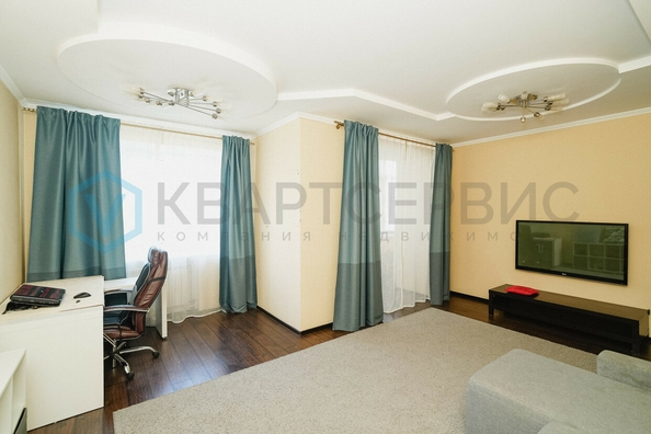 
  Продается 3-комн. квартира, 90.2 м², Арнольда Нейбута ул, д. 8
. Фото 4.