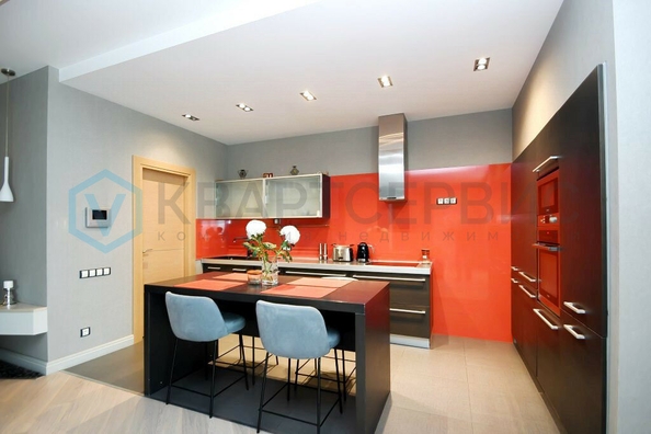 
  Продается 3-комн. квартира, 157.2 м², Мартынова б-р, д. 17
. Фото 5.