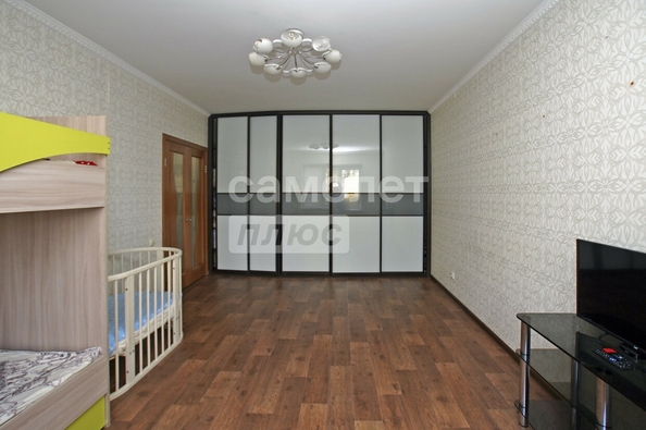 
  Продается 2-комн. квартира, 65.6 м², Пригородная ул, д. 5к1
. Фото 3.
