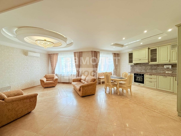 
  Продается 2-комн. квартира, 74.6 м², Перелета ул, д. 33
. Фото 4.