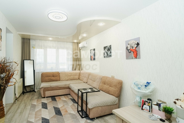 
  Продается 2-комн. квартира, 56.8 м², Светловская ул, д. 6
. Фото 4.