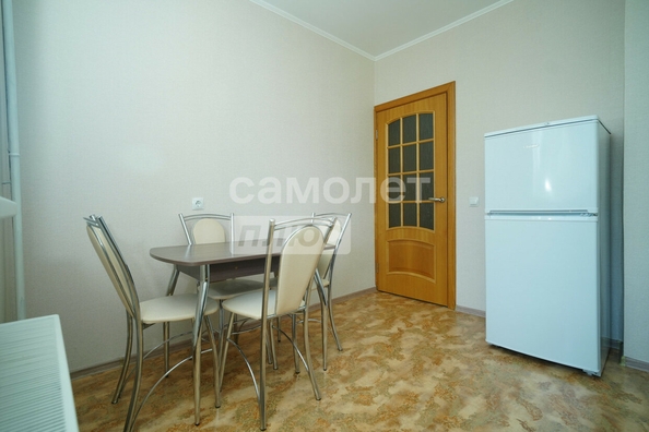 
  Продается 1-комн. квартира, 37.9 м², Крупской ул, д. 12/1
. Фото 4.