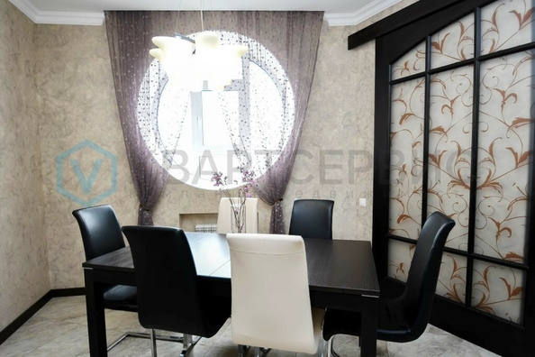 
  Продается 4-комн. квартира, 121 м², Кемеровская ул, д. 24
. Фото 2.