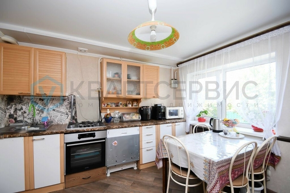 
  Продается дом, 158 м², Омск
. Фото 3.