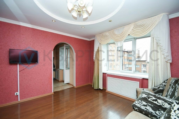
  Продается 1-комн. квартира, 36.7 м², Герцена ул, д. 270
. Фото 2.