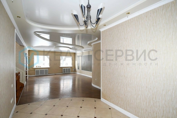 
  Продается дом, 305 м², Омск
. Фото 1.