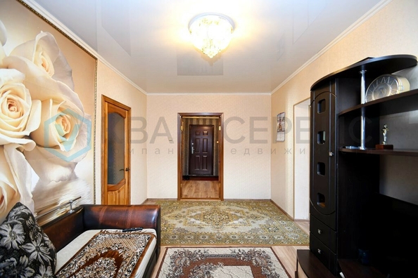 
  Продается дом, 143.8 м², Омск
. Фото 2.