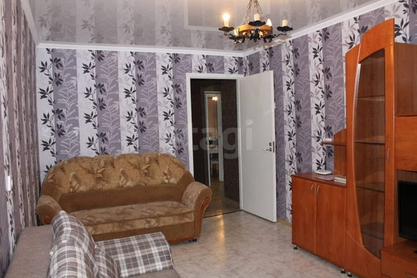 
  Продается 2-комн. квартира, 52 м², Омская ул, д. 77
. Фото 2.