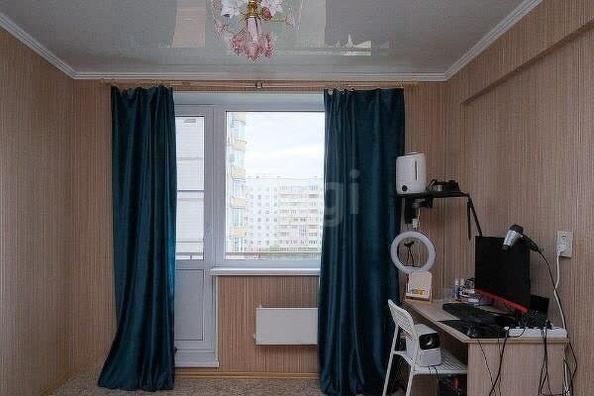 
  Продается 2-комн. квартира, 52 м², Омская ул, д. 77
. Фото 5.