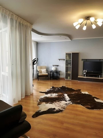 
  Продается 3-комн. квартира, 106 м², 22 Апреля ул, д. 37/1
. Фото 2.