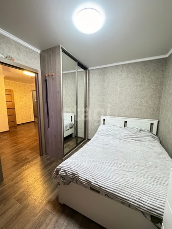 
  Продается 3-комн. квартира, 48 м², Революционная ул, д. 11
. Фото 2.