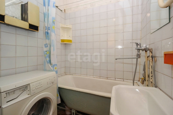 
  Продается 3-комн. квартира, 63 м², Лукашевича ул, д. 23А
. Фото 4.