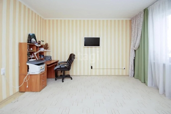 
  Продается 3-комн. квартира, 74.5 м², Богдана Хмельницкого ул, д. 38
. Фото 3.
