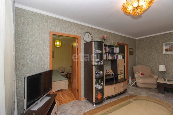 
  Продается 4-комн. квартира, 64.7 м², Рокоссовского ул, д. 10/1
. Фото 2.