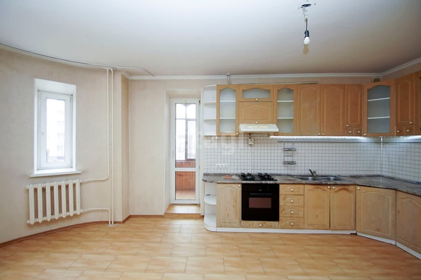 
  Продается 3-комн. квартира, 123.8 м², 5-й армии, д. 10
. Фото 4.