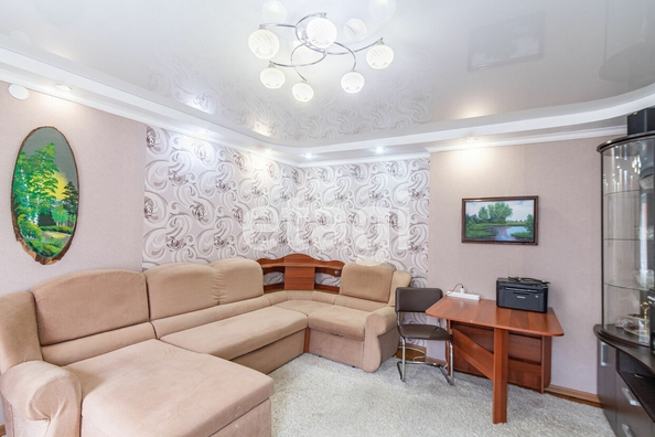 
  Продается дом, 88.7 м², Омск
. Фото 2.